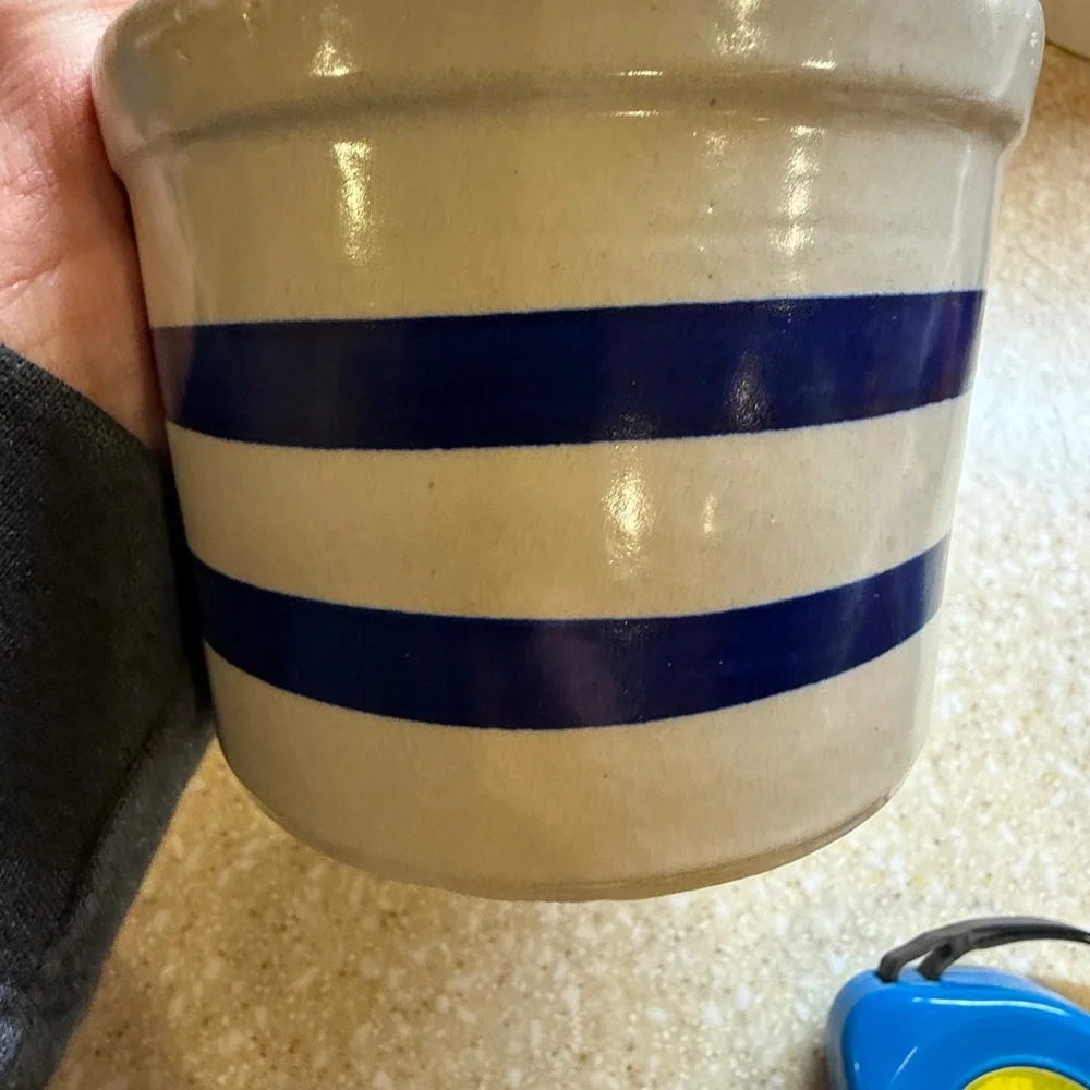 Vintage Crock Roseville Robinson Ransbottom Blue 1 Quart Low Striped Ceramic Pot - Picture 12 of 16